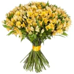 Желтые альстромерии